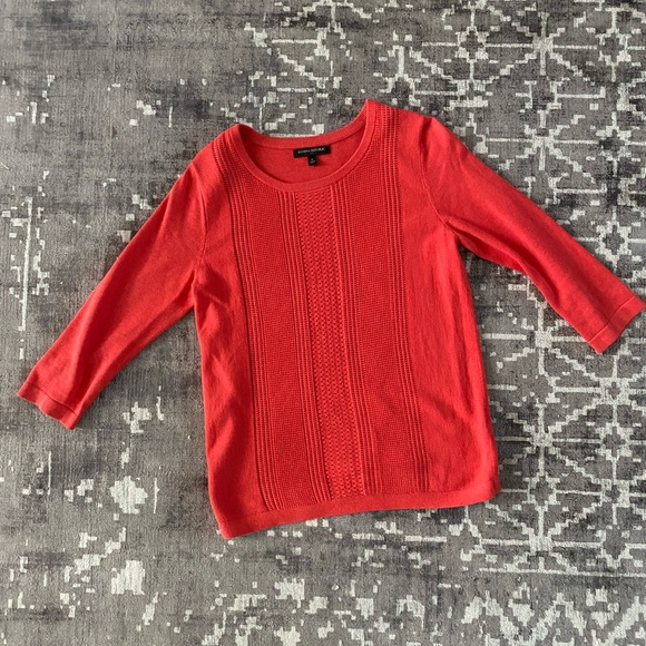 GUC Banana Republic Coral Knit Crew Sweater Size Small No visible wear - Picture 2 of 8